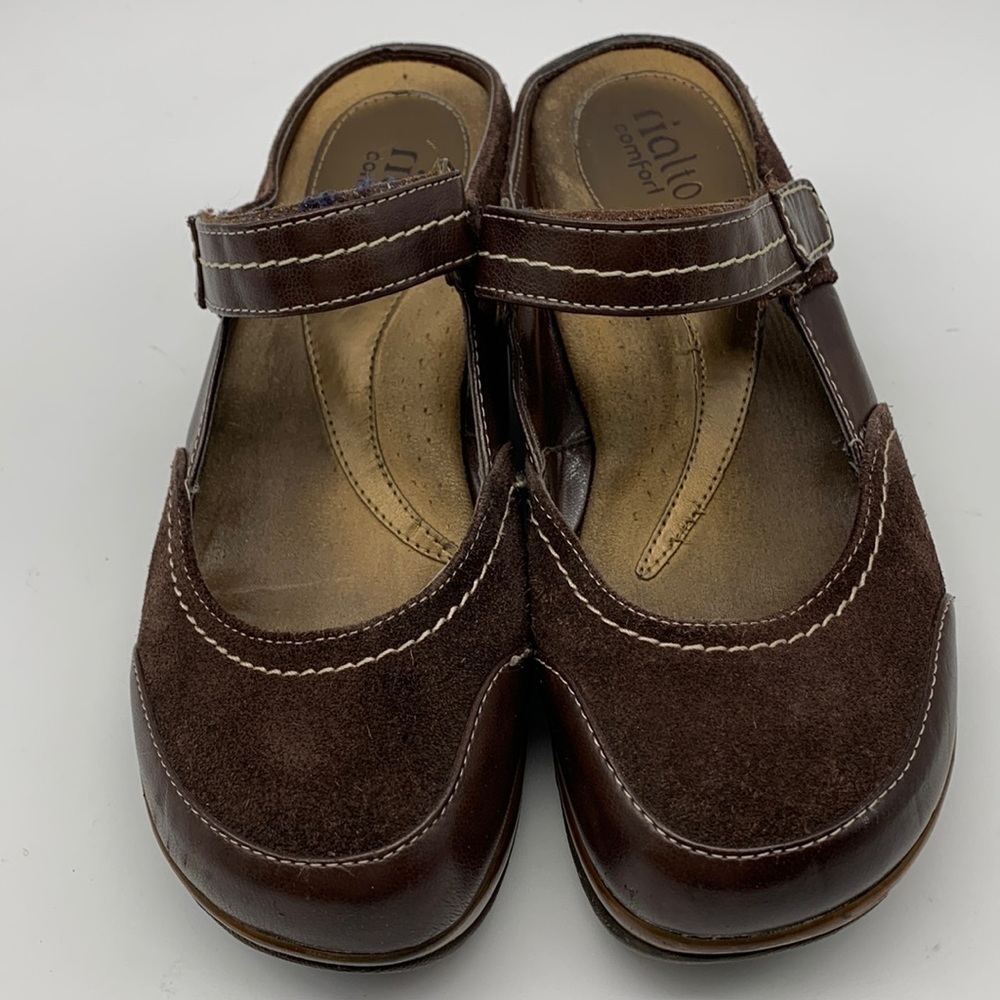 Rialto Comfort Mules with Top Strap in Brown Suede size 9.5 M